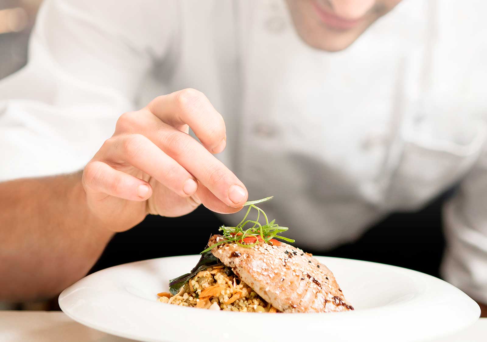 Il Crystal è ristorante di pesce e carne a Roma, servizio catering per eventi e location feste